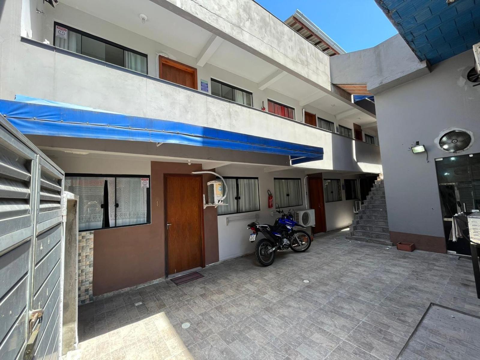 Kitnets No Campeche A 500 Metros Do Mar Apartment Florianópolis Екстериор снимка